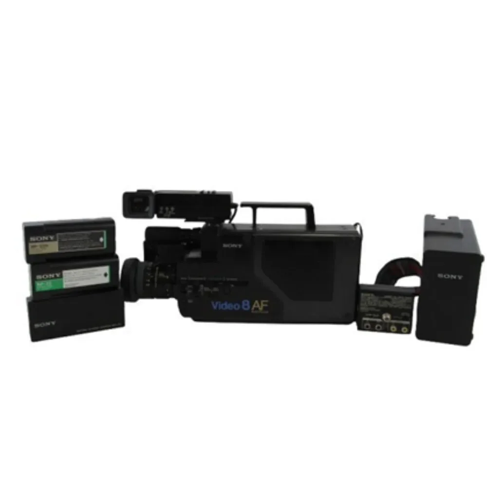 Sony CCD-V8AFU Video8 Camcorder w/ Batteries, Charger & RFU Adaptor